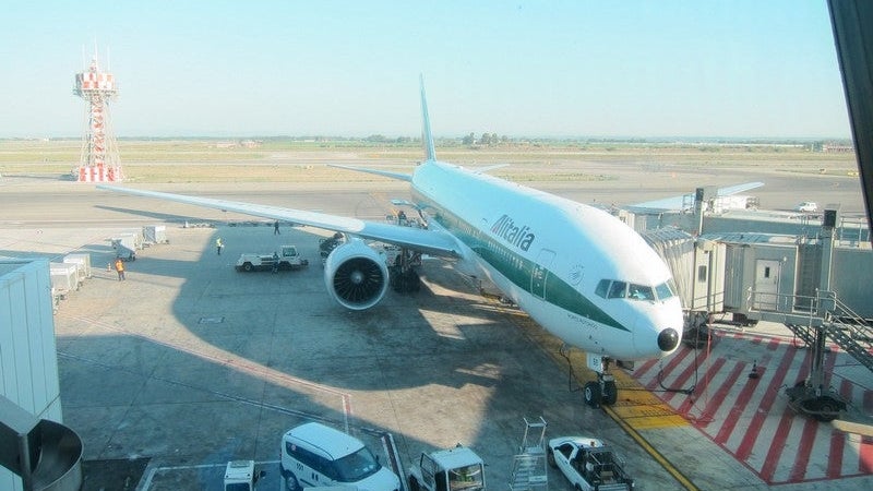 az 777