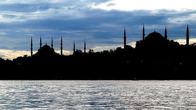 800px-Istanbul_siluet