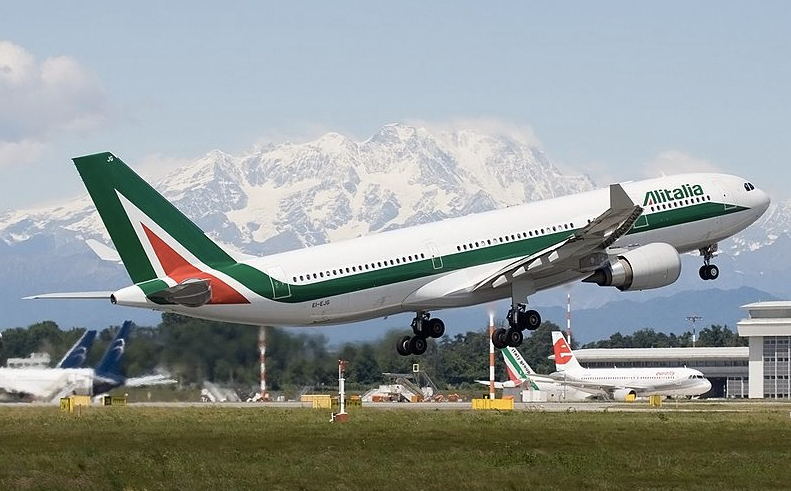 Alitalia flies from the US to Milan's