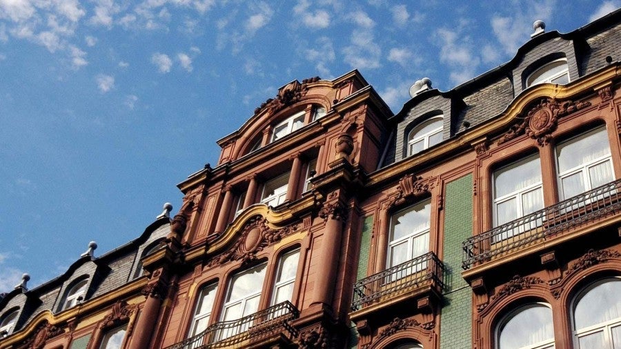 The historic facade of the Le Meridien Parkhotel Frankfurt.