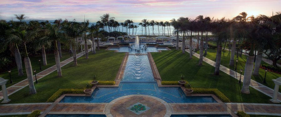 You can enjoy spectacular sunset views over the reflection pool at the Grand Wailea