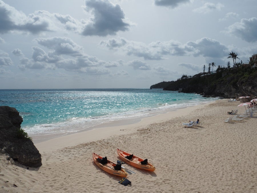 You can rent kayaks and relax on lounge chairs at the private beach.