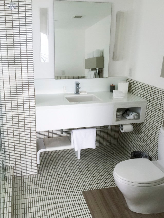 Great tilework in the bathroom.