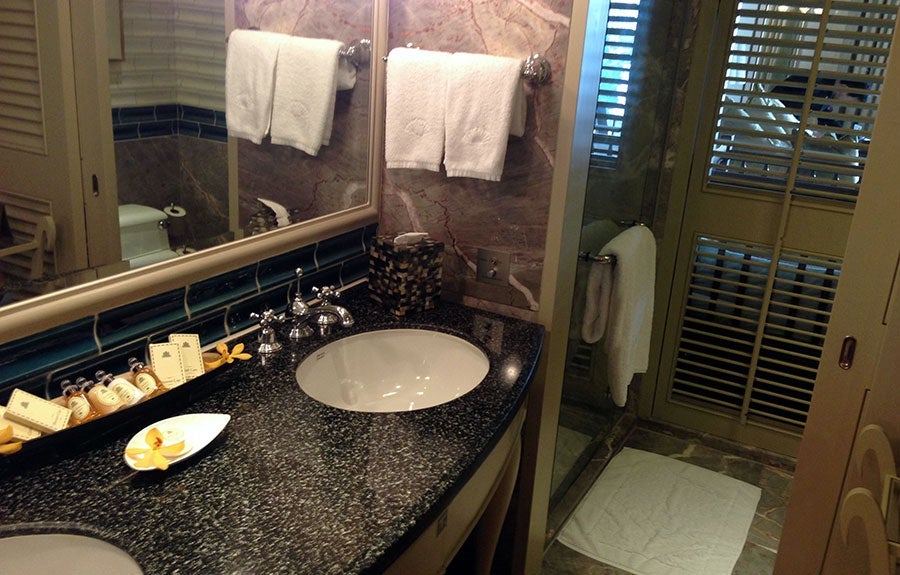 The en-suite bathroom.