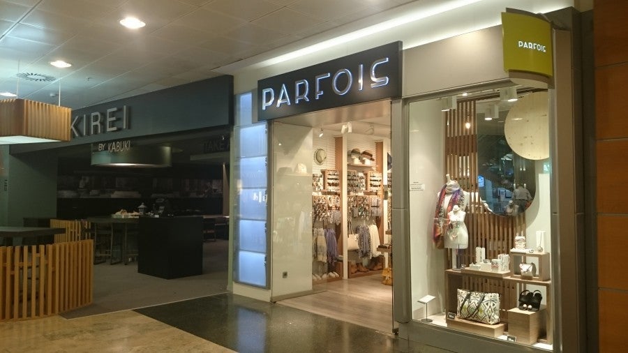 Parfois is a great shop for jewelry, bags and sunglasses