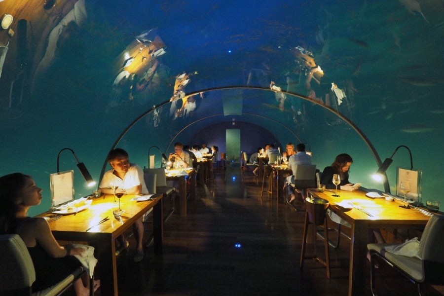 Ithaa Underwater Restaurant - Night