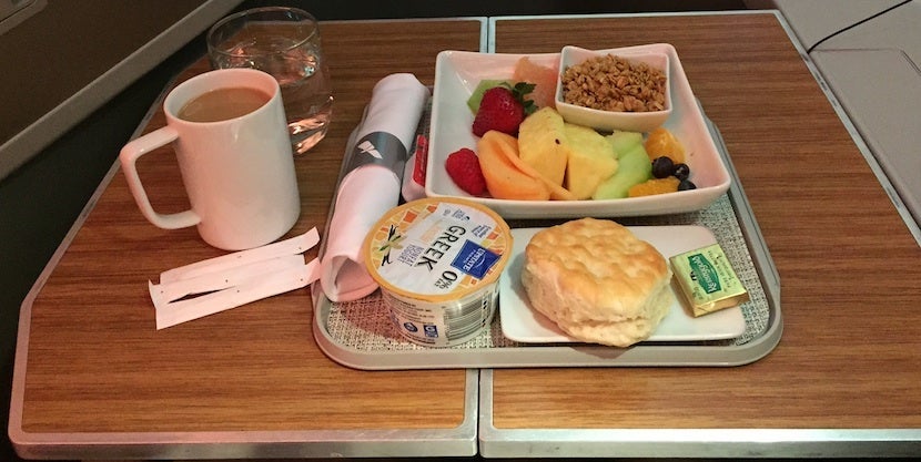 AA 777-200 biz breakfast