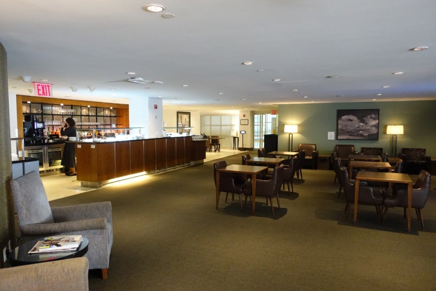 The BA Galleries lounge was quite disappointing.