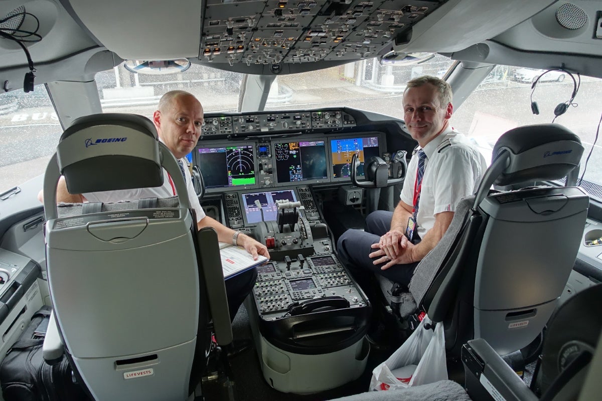 Our cockpit crew after landing at OSL.