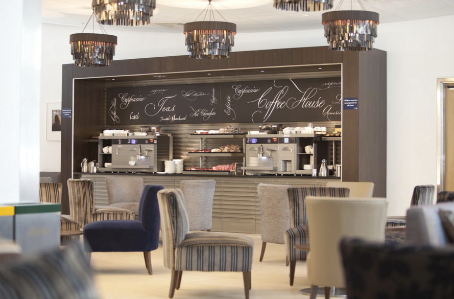 The Galleries Club Lounge at LHR: pretty, but there's not much to eat.