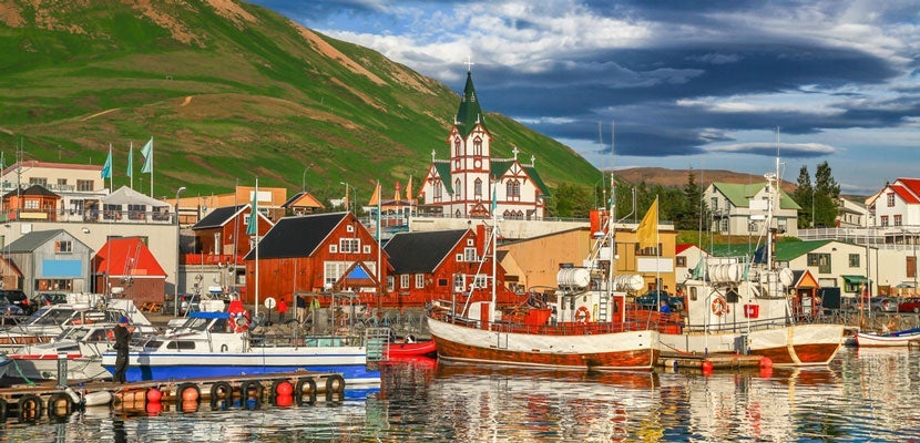 Fly to Iceland nonstop from Chicago.