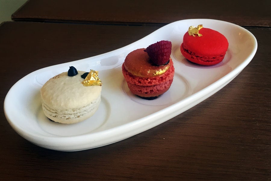 A nice welcome gift of macaroons was waiting for me in my original room along with a note from the hotel's personal concierge.