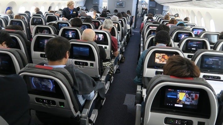 AA 787 economy cabin