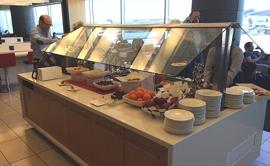 The food buffet in the lounge. Small but decent.