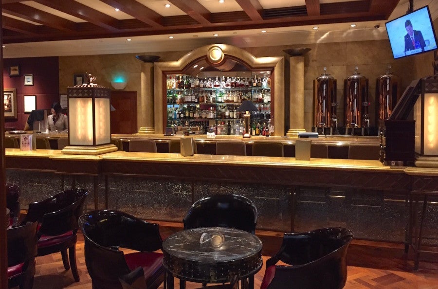 Like the other bars and restaurants, the Press Bar was closed most of my stay.