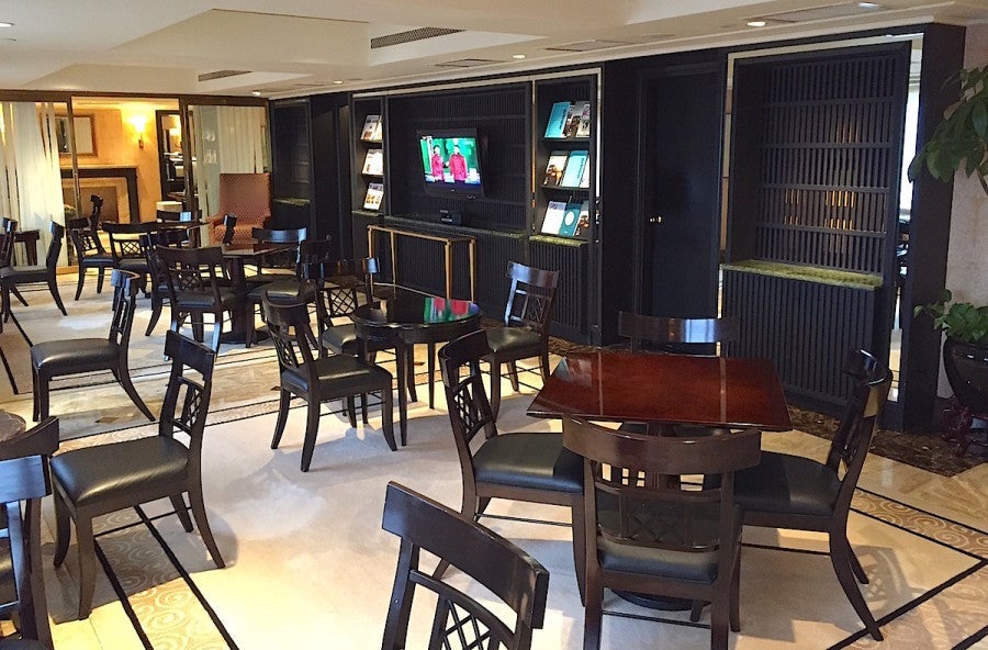 All guests have access to the club lounge-like Business Center.