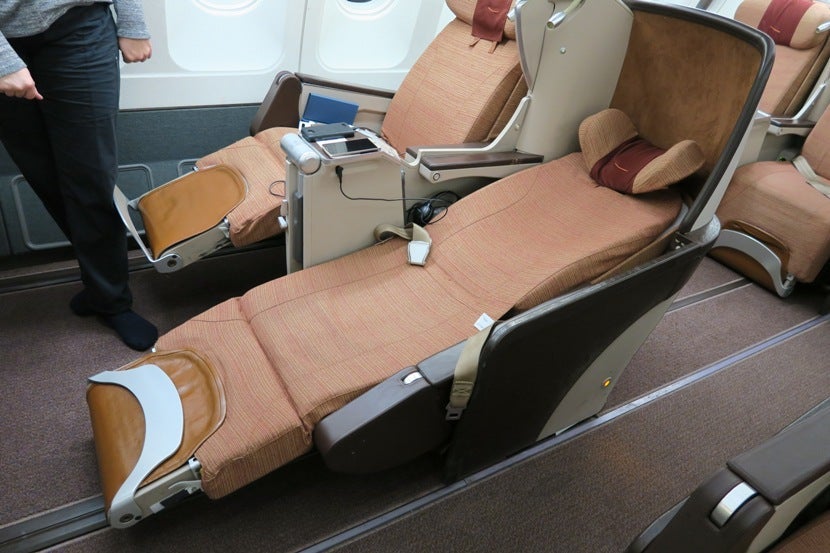 My aisle seat wouldn't lay any flatter than this, although other seats in the cabin didn't have the same issue.