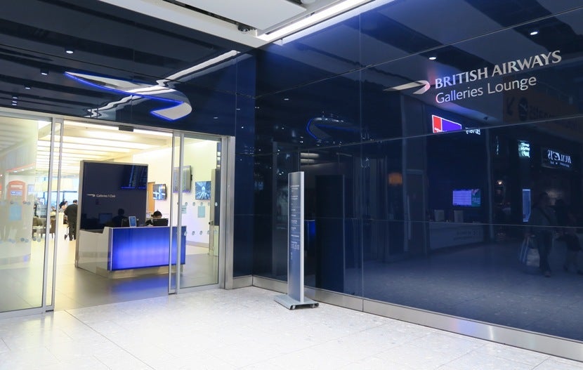 We visited the Galleries Club Lounge North — located just off the Terminal 5 main floor.