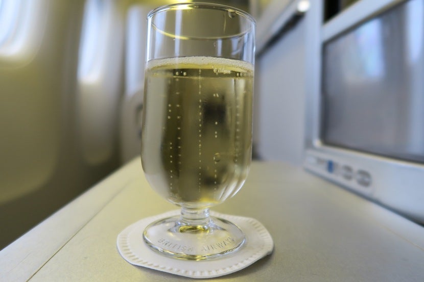 Welcome drinks of Taittinger Brut Reserve were served during boarding.