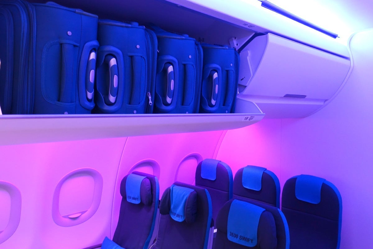 Airbus A320 Bins