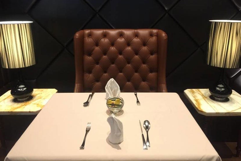 The Private Room SQ desk