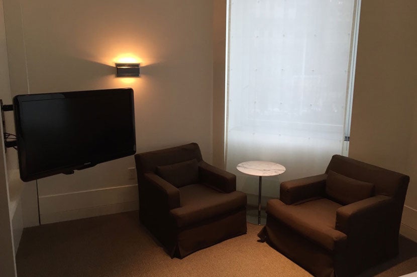 The sitting area.
