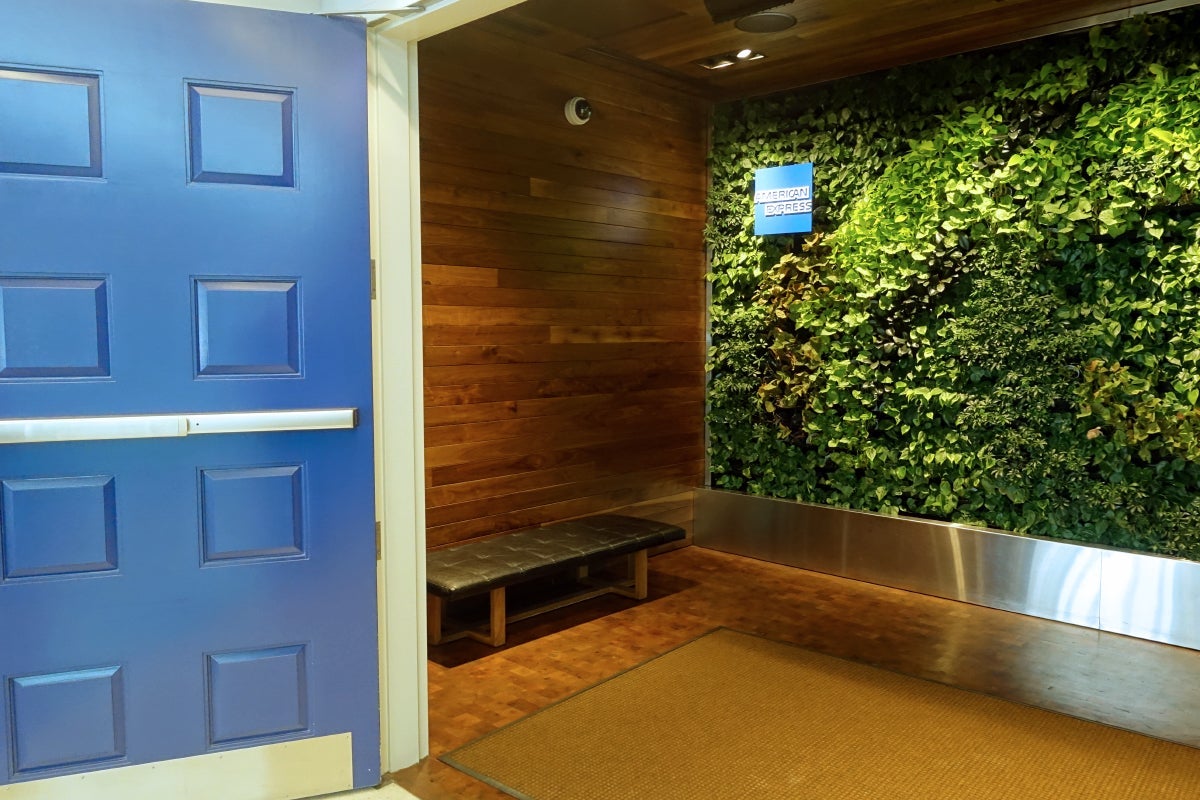 I was excited to experience the Centurion Lounge at LAS.