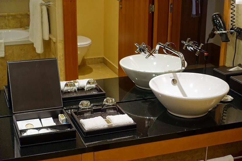 PHHbathroom2