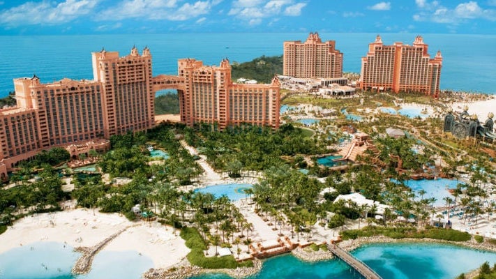Atlantis is the biggest hotel in the Bahamas. Image courtesy of Atlantis Resort.