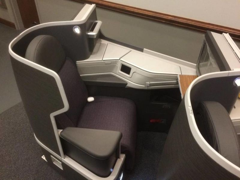 Another look at AA's new business-class seat.