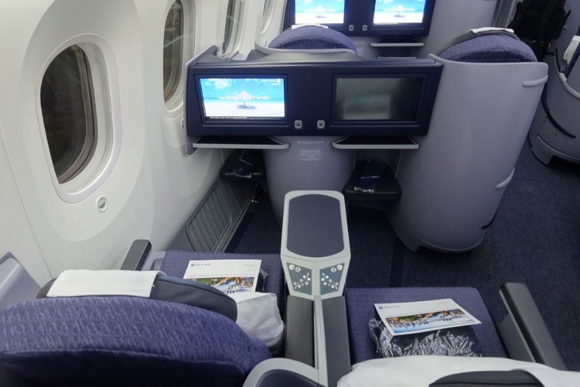 united 787-9 inaugural dreamliner