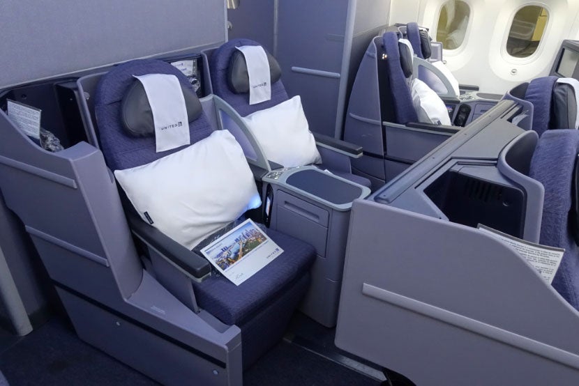 united 787-9 inaugural dreamliner