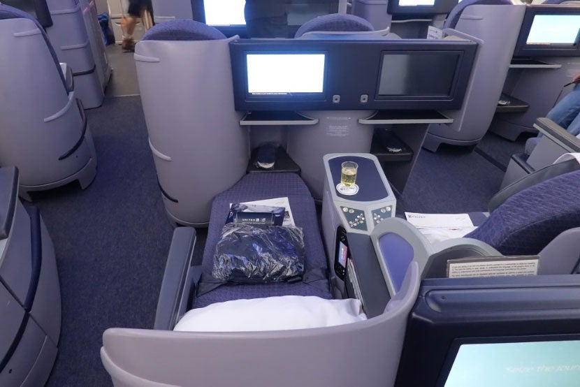 united 787-9 inaugural dreamliner