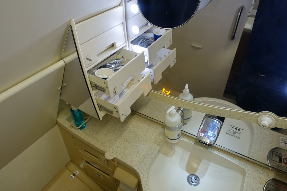 Singapore Airlines A380 Business Class Review