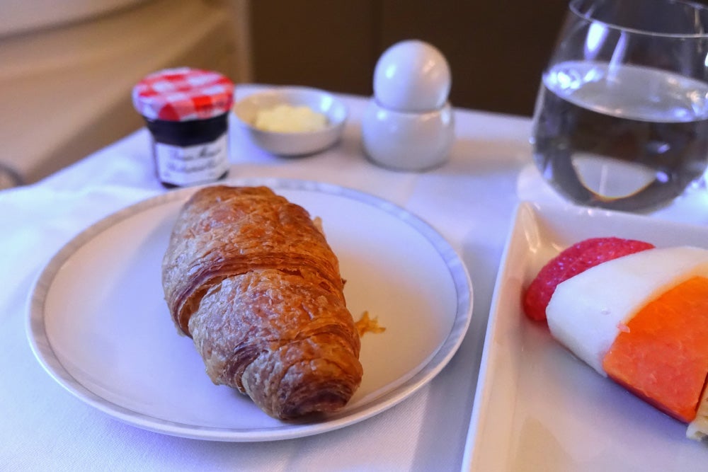 Singapore Airlines A380 Business Class Review