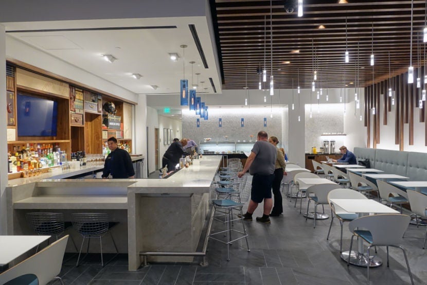 Amex Centurion Lounge IAH