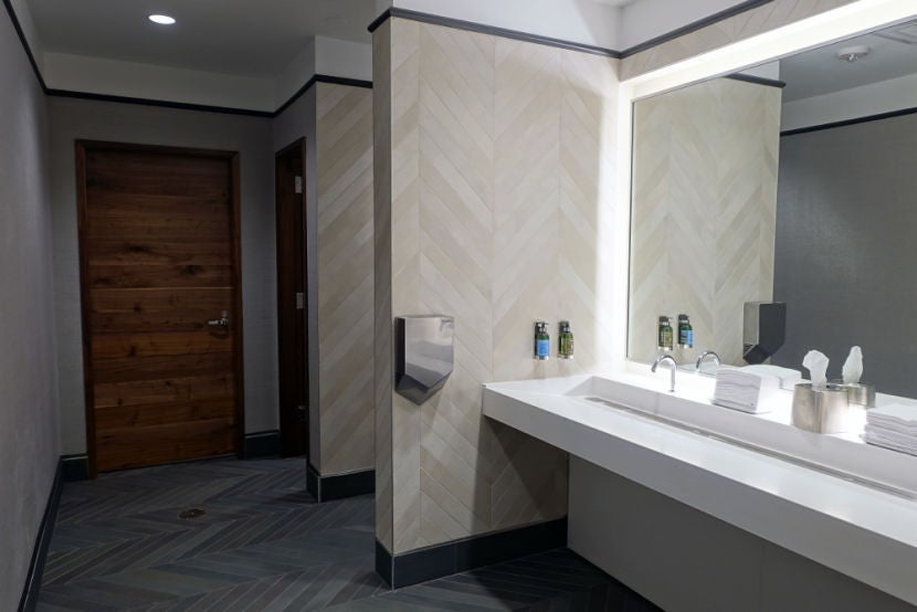 Amex Centurion Lounge IAH