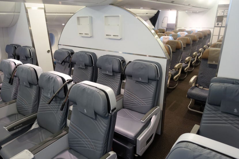 A Singapore A350 premium economy cabin mock-up at Singapore's training facility.