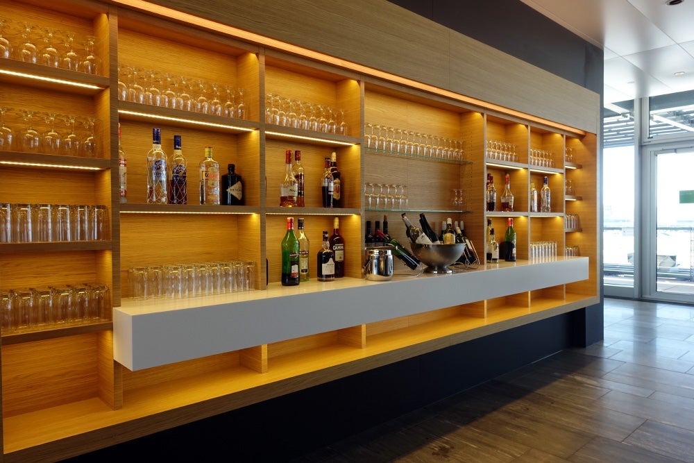 Swiss Business and Senator Lounge E Gates Zurich