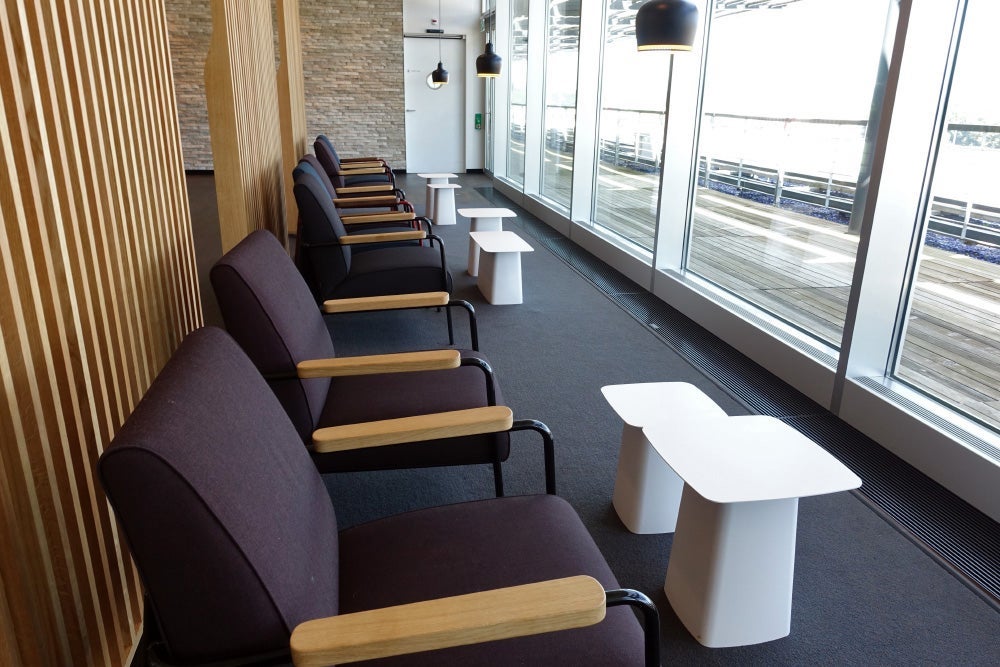 Swiss Business and Senator Lounge E Gates Zurich
