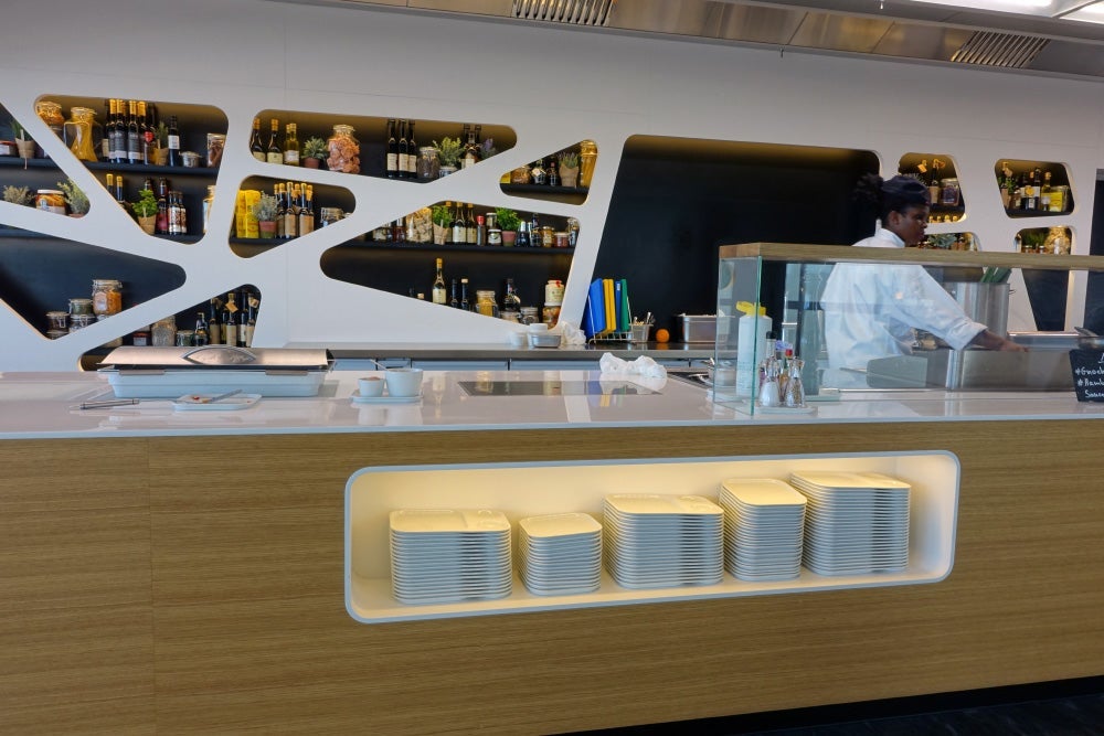 Swiss Business and Senator Lounge E Gates Zurich