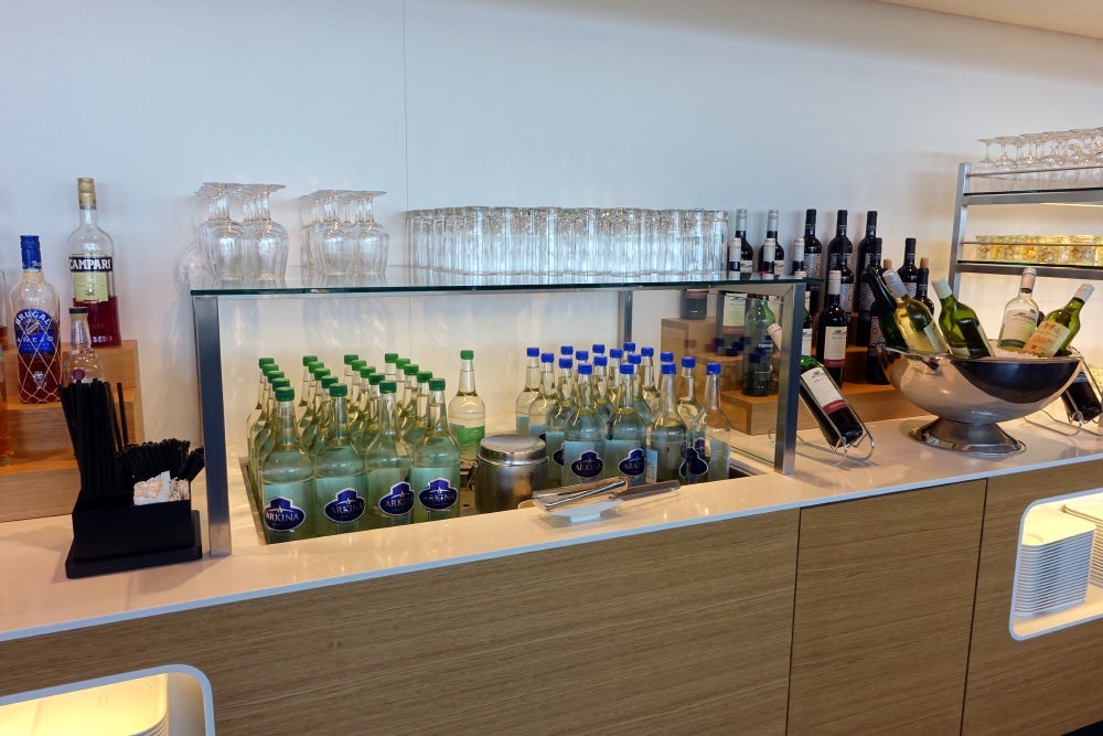 Swiss Business and Senator Lounge E Gates Zurich