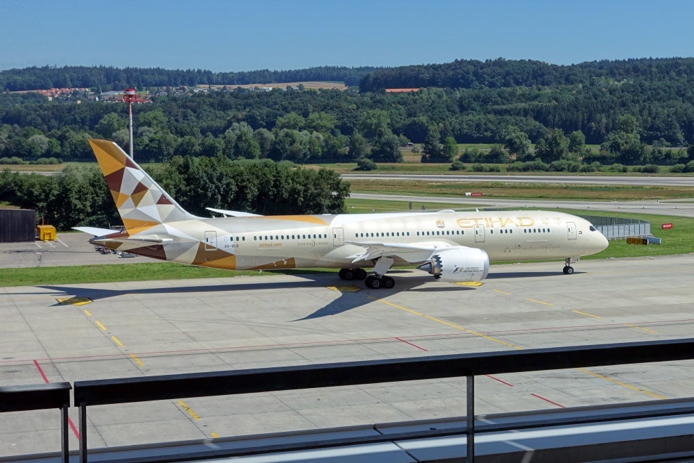 Swiss Business and Senator Lounge E Gates Zurich