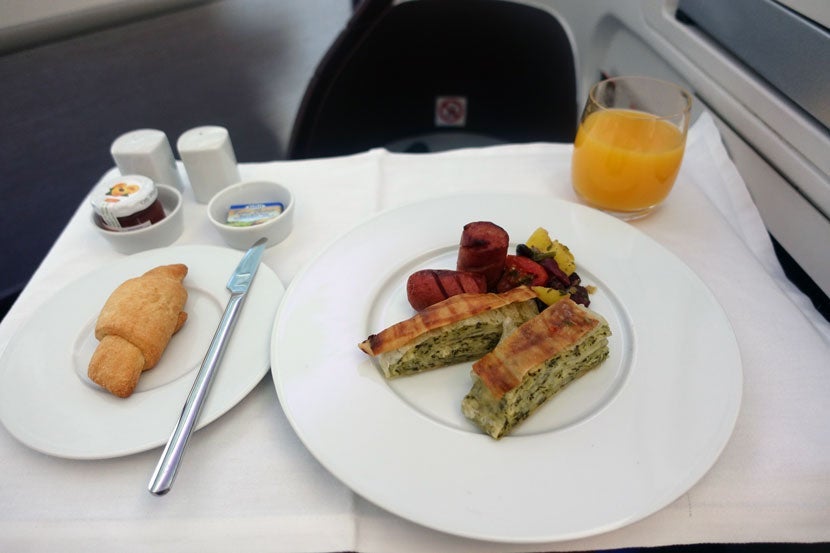 Air-Serbia-Dinner-(4)