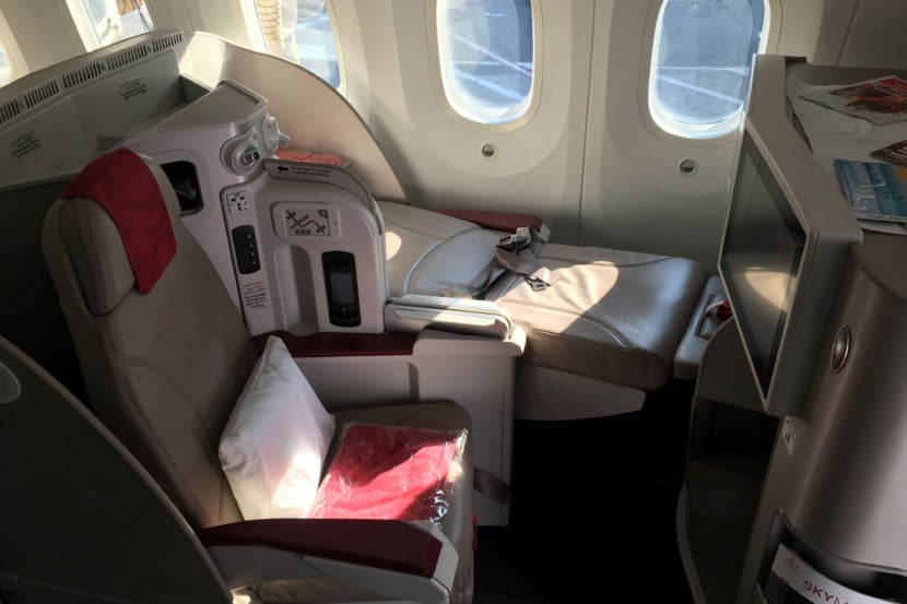 The window seats moved upward when reclined.