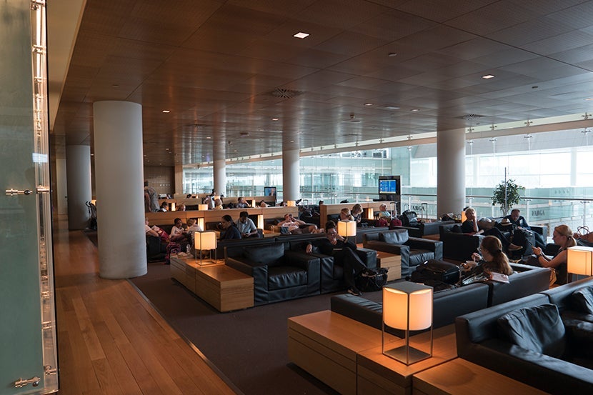 830 barcelona lounge