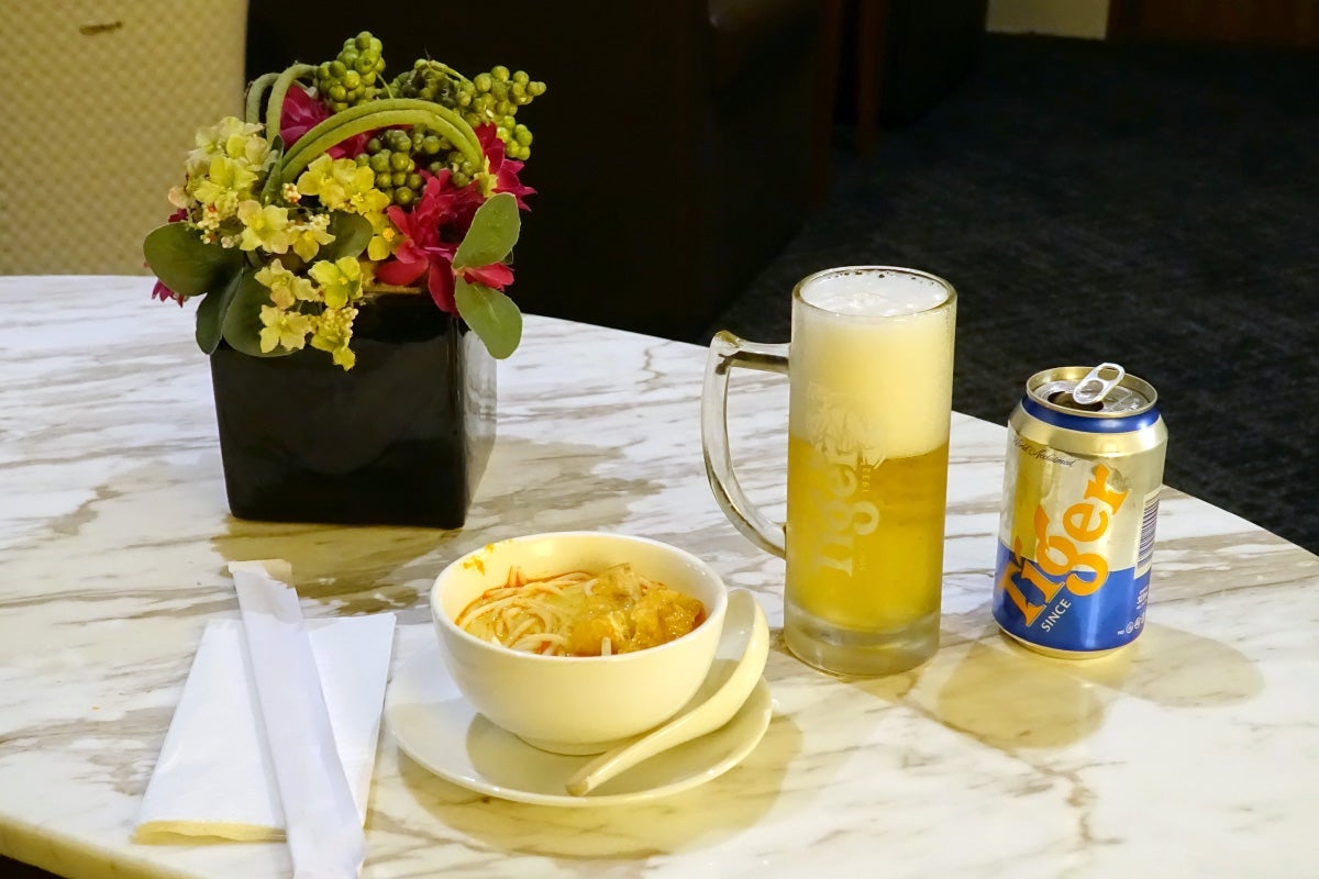 Korean Air 777-300ER First Class SIN Review