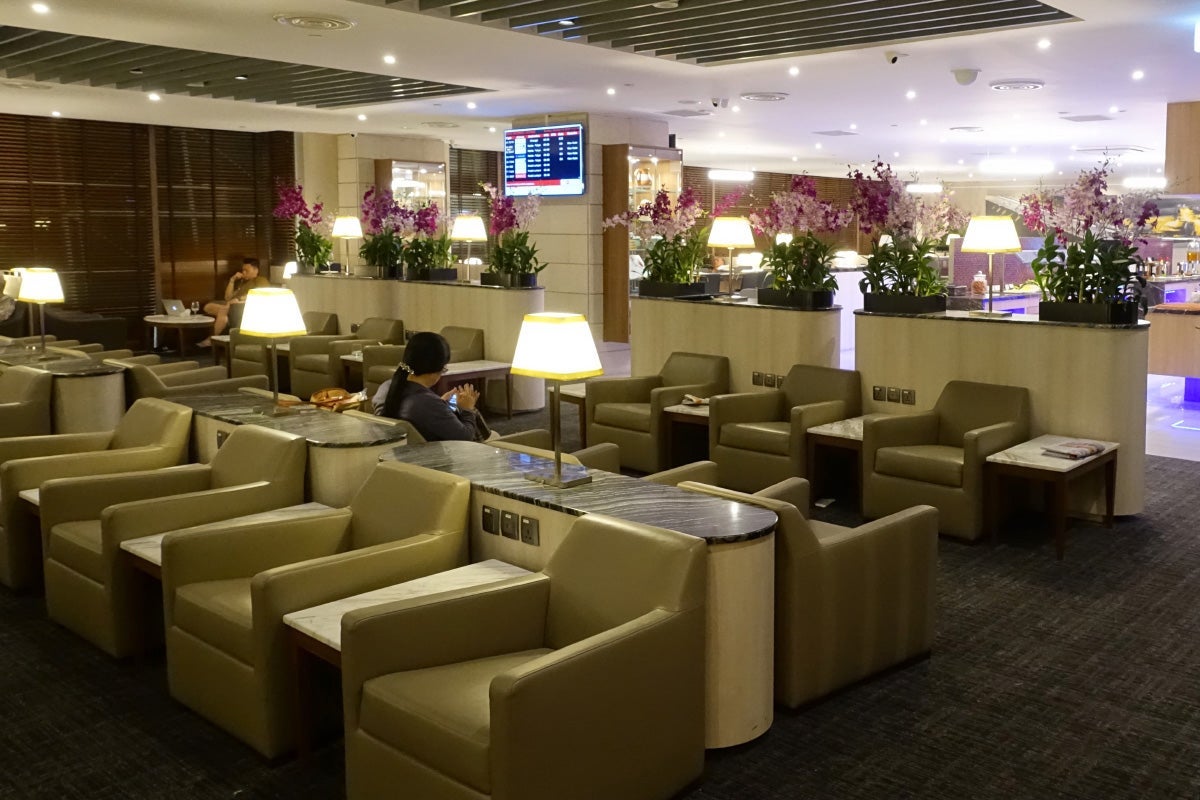 Korean Air 777-300ER First Class SIN Review