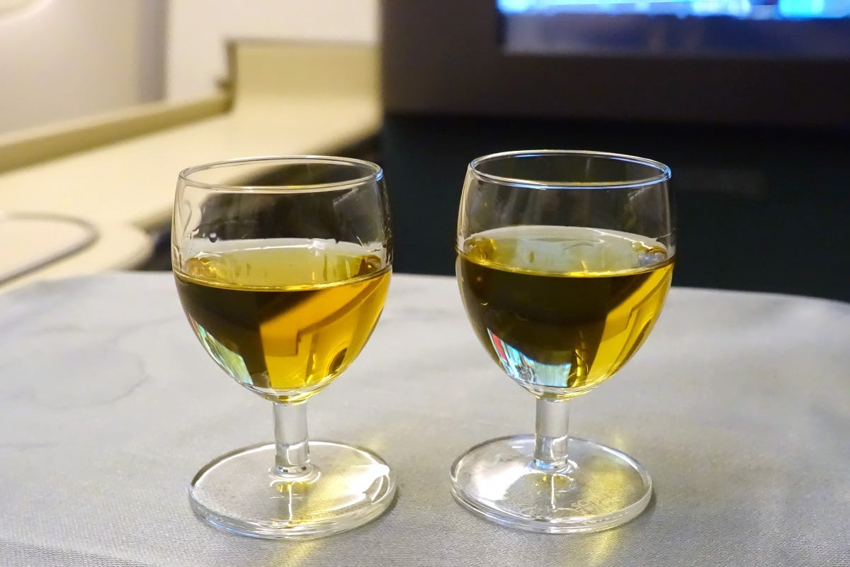 Korean Air 777-300ER First Class SIN Review