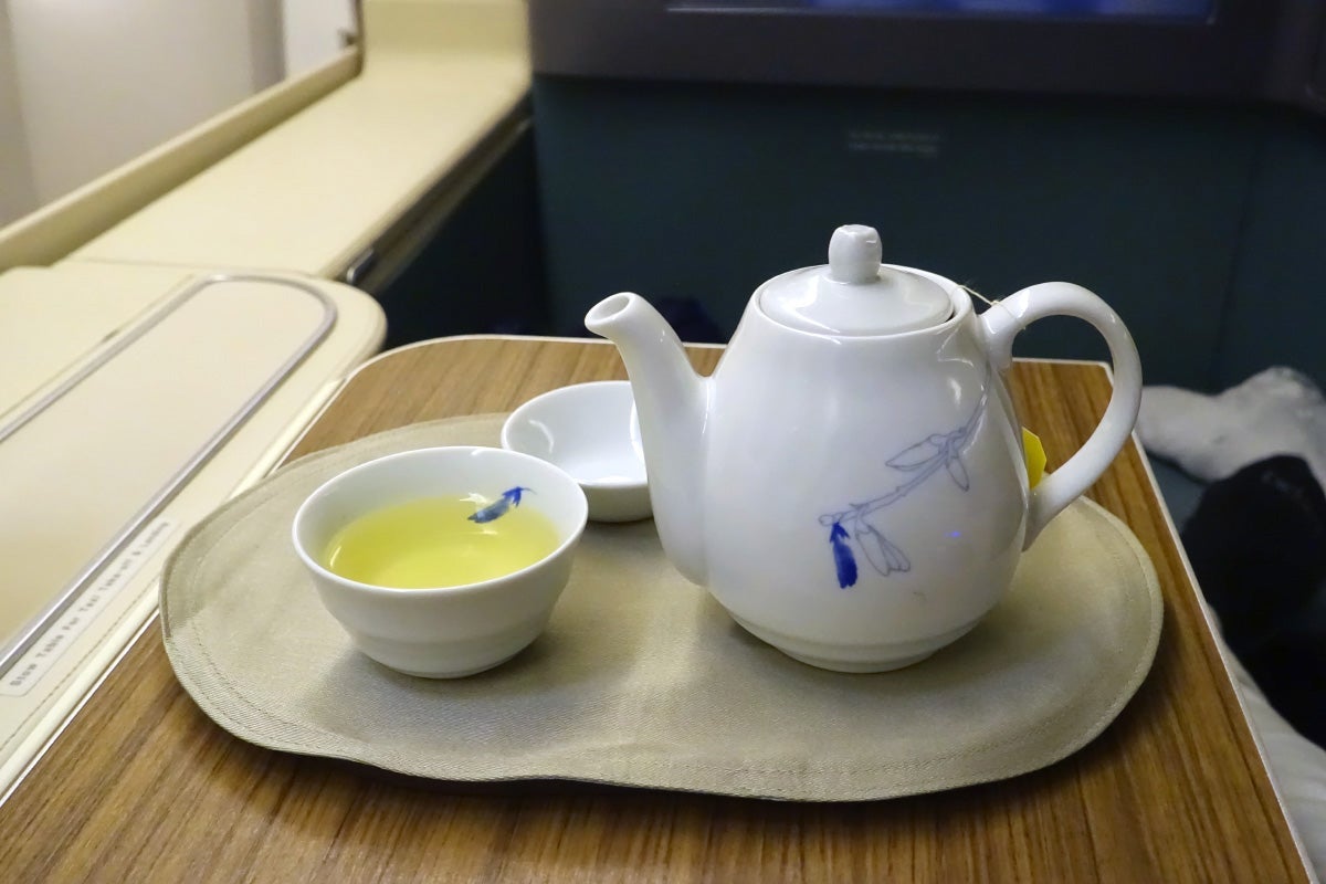 Korean Air 777-300ER First Class SIN Review